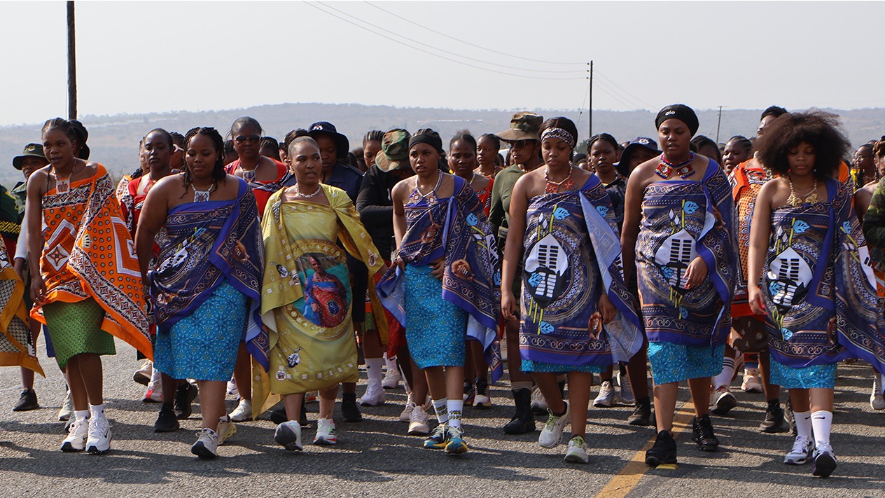 Liphovela LaZuma showing off her dance moves when they sang the Amashiwelele song.