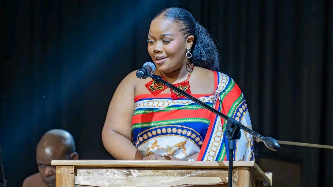 Her Royal Highness Princess Sakhizwe making her remarks during the event.
