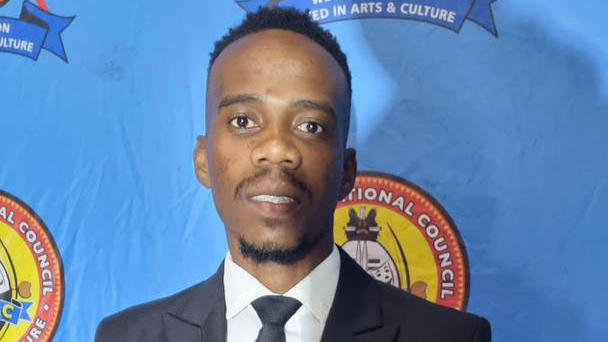 Artist Thembinkosi Mabuza.