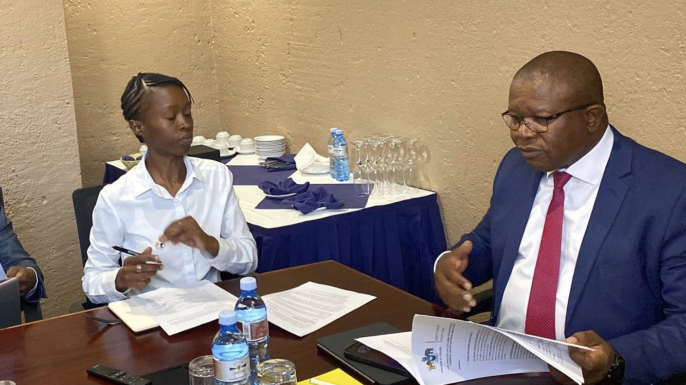 Minister for Commerce, Industry and Trade Manqoba Khumalo (R) also met with the President of the Youth Chamber of Commerce & Industries Eswatini Sakhile Nsibandze.