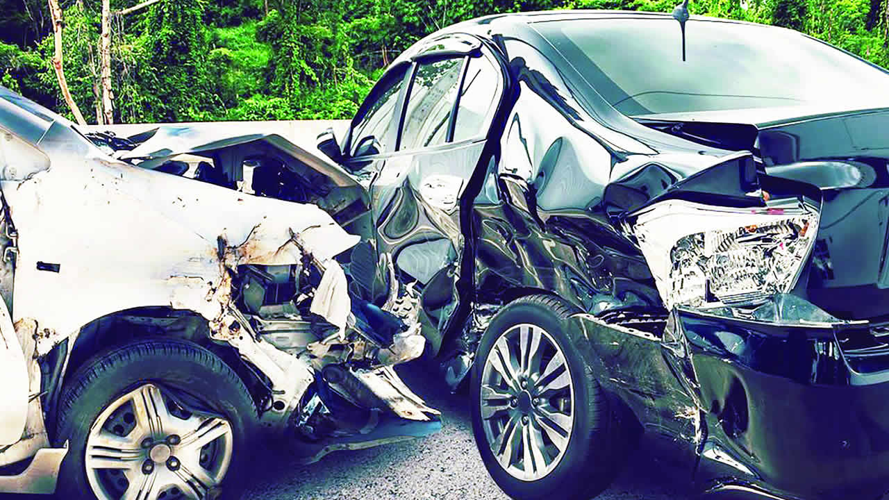 Put that cellphone down while drivingu2026 save a life on the road!