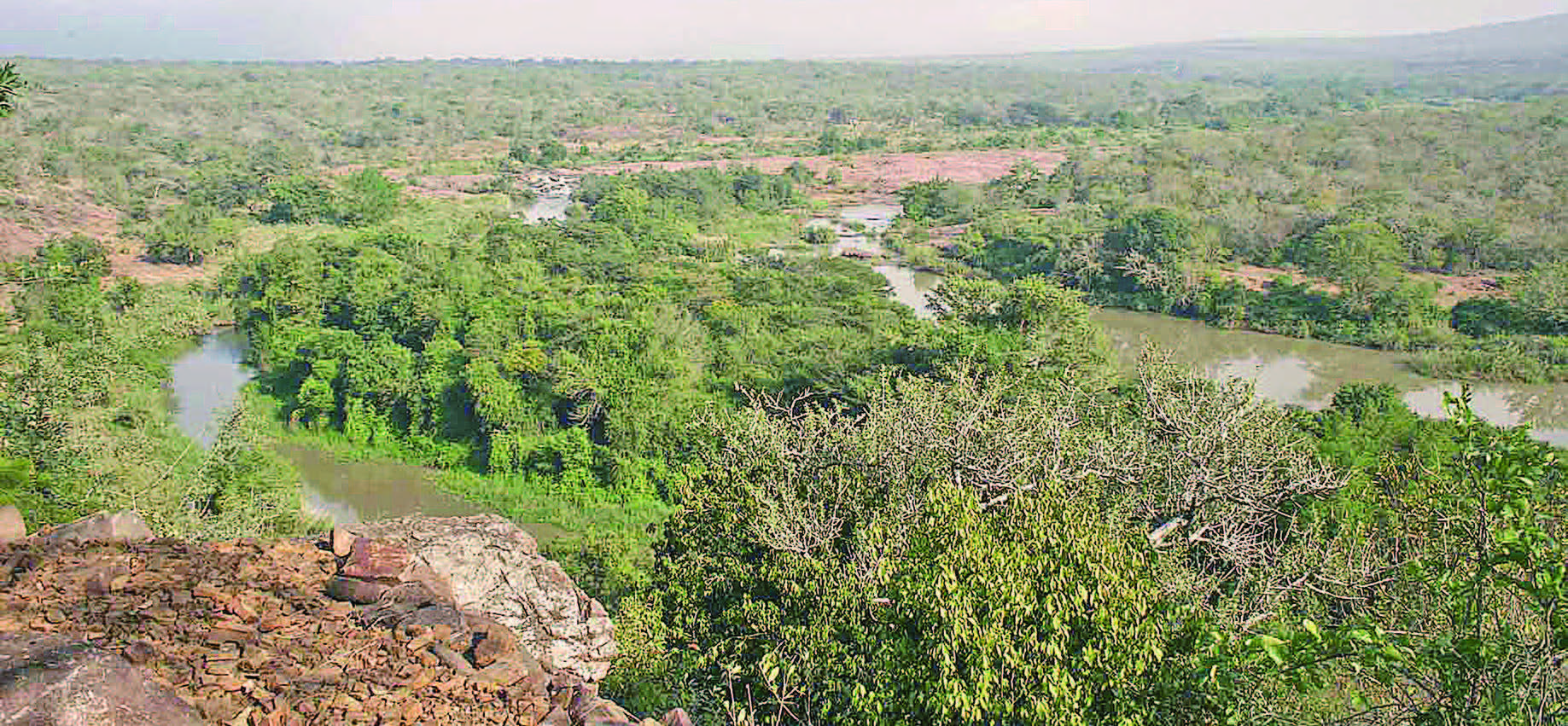 Enjoy the scenic trail. It runs through some of the most beautiful parts of the reserve, including the Mbuluzi River, Crocketts viewpoint and the Mohlo Dam.