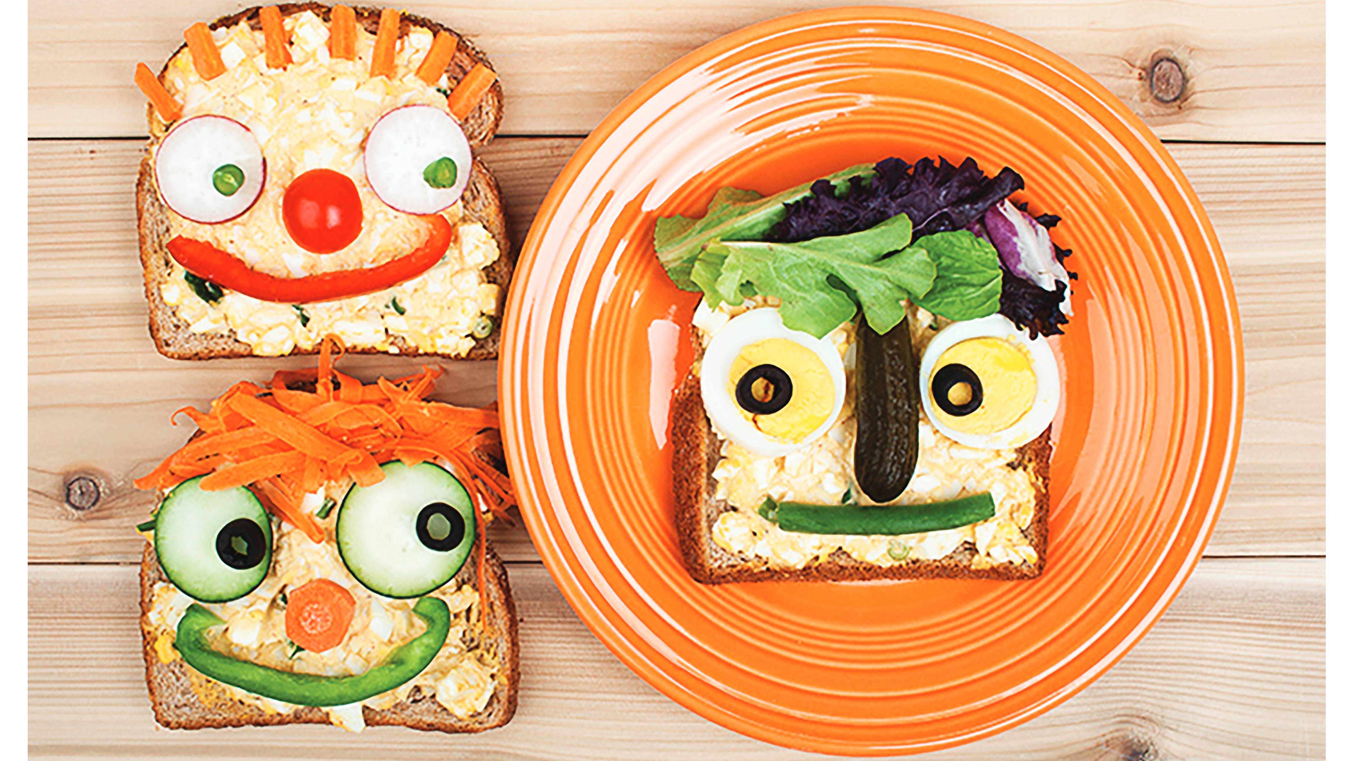 BUILD-YOUR-OWN SANDWICH FACES