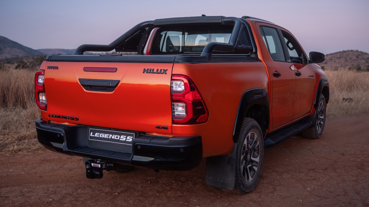 Interestingly, the new Hilux appears to use the standard body type when the model previewed earlier this year used a widebody format similar to the GR-Sport.