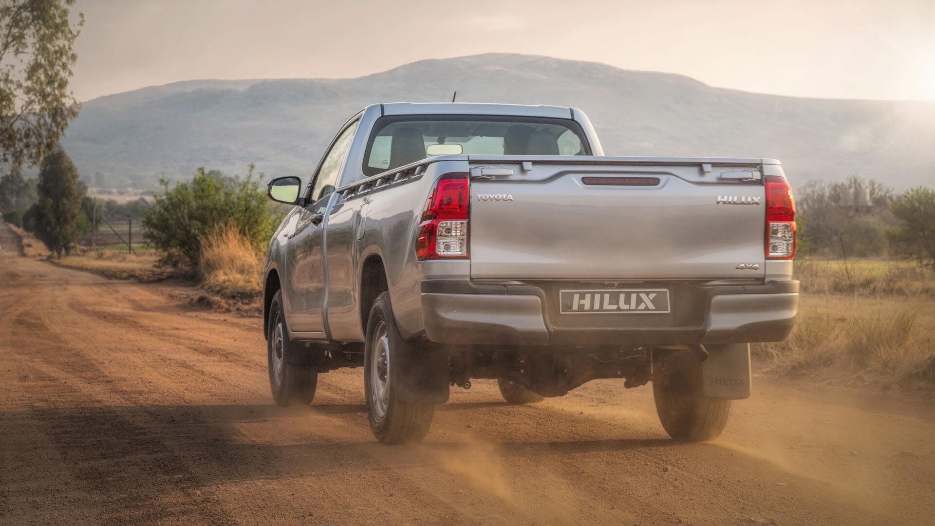 The Hilux single cab can tackle any environment, no matter the conditions.