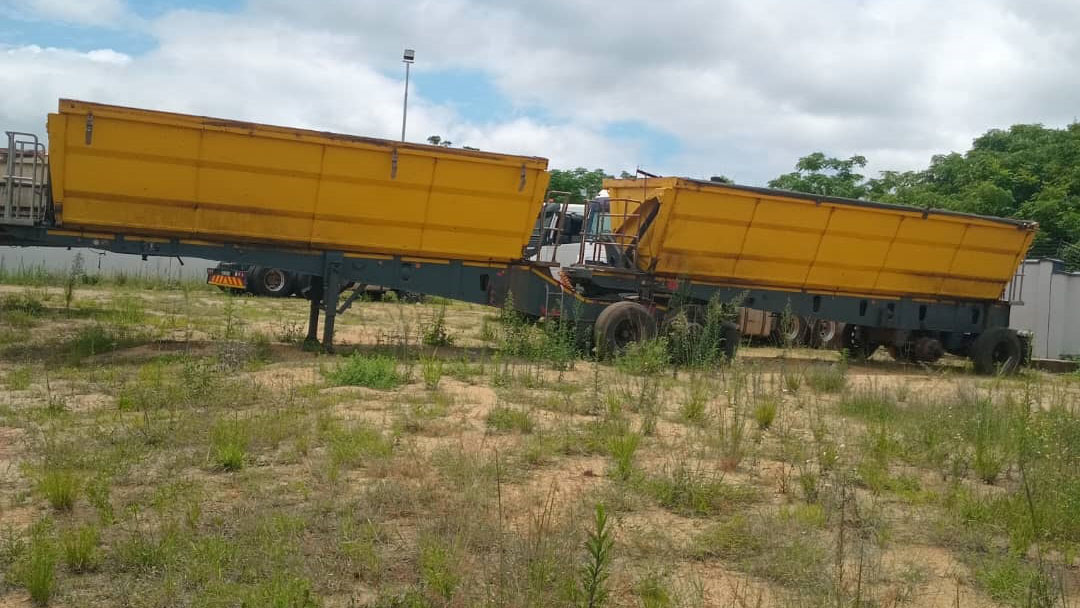 These side tippers are runners and they will all be sold at the auction.