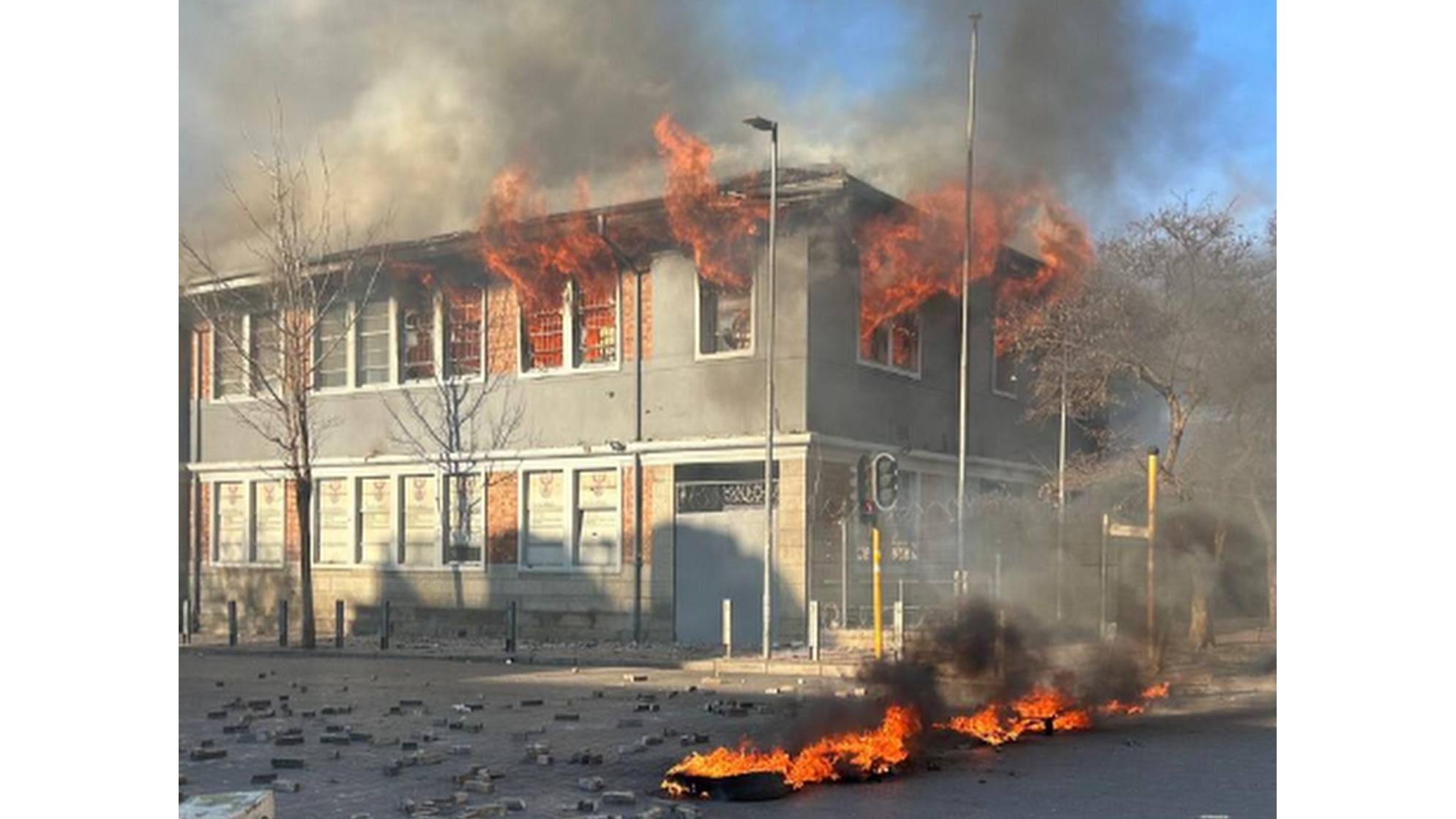 Protestors allegedly set Germiston Home Affairs building on fire
