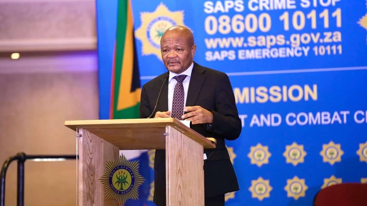 Mchunu accused of ‘total encroachment’
