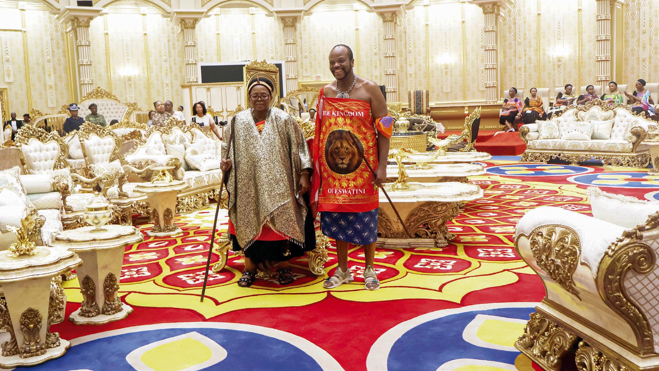 King receives over E18 million and over 250 cattle in tetfulo