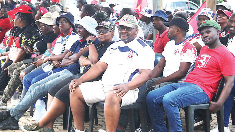 Unions, government resume talks over notching dispute