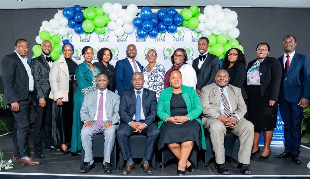 Guests, ESAMI leadership and alumni at the official launch of the ESAMI Eswatini Alumni Network. (R) ESAMI Executive leadership team joined by guests to cut the cake, marking 50 years of excellence in Eswatini. (Courtesy Pics)