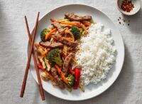 Beef and vegetable stir fry with rice