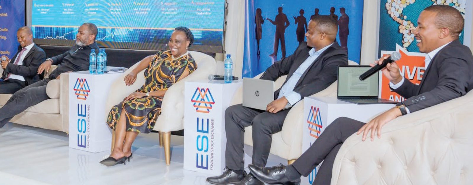 The seminar brought together business leaders, investors and capital-market experts.