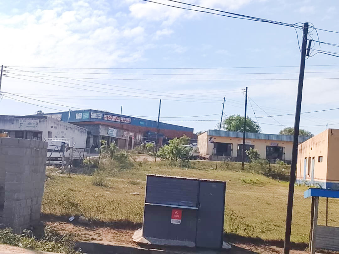 The small town of Madlangempisi is said to be already undergoing processes of zoning and mapping as the Ministry of Housing and Urban Development moves in to have the town officially declared as one, as per a duirective from the King This has been revealed by Tsabedze, the area's Indvuna YeNkhundla.