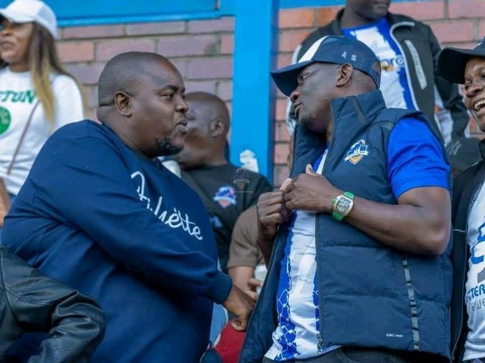 Major benefactor of Zimbabwe champions Scottland FC Wicknell Chivayo (L) has died in a helicopter crash. (Pic: Soccer24 Zimbabwe)