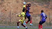 Mbabane Swallows and Red Rhinos players battling for the ball during their MTN Premier League match on Wednesday. The game was played under severe hot conditions at KaLanga Technical Centre. (Pic: Times of Eswatini)