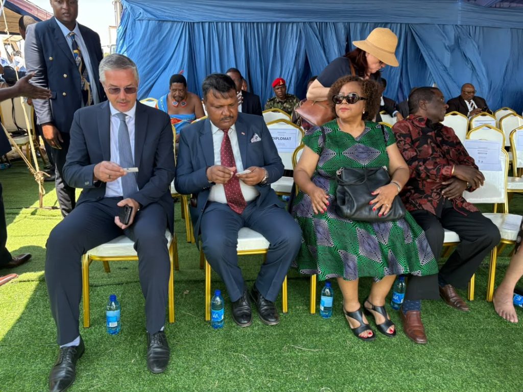 Some of the invited guests that have arrived.