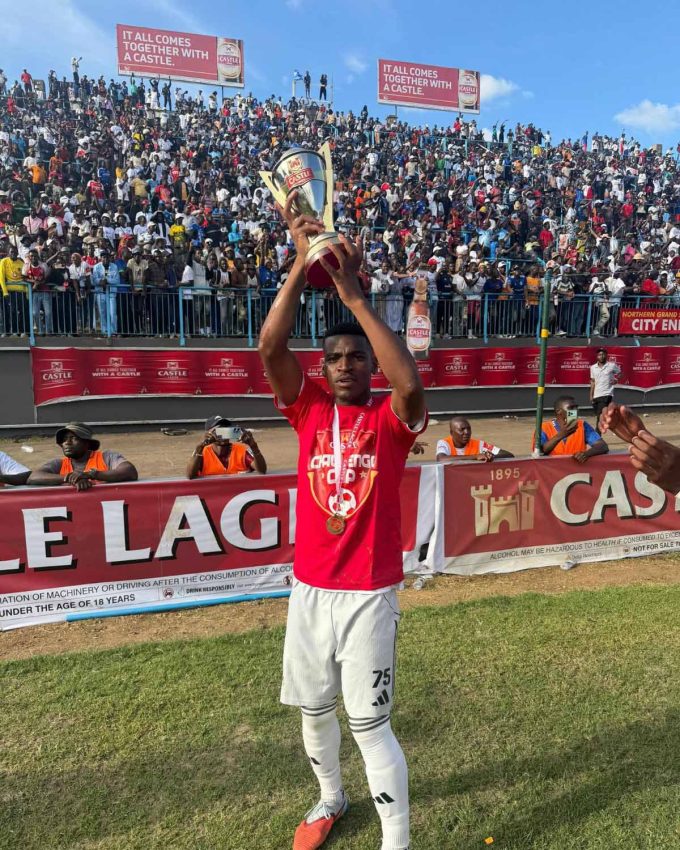 Scottland's Kwakhe Thwala.